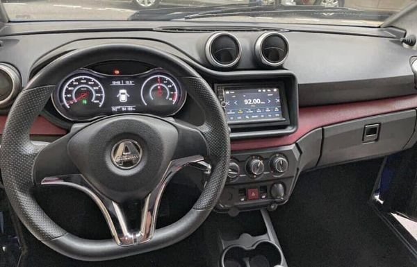 AIXAM Crossover Premium 4 places 2019 34,138Km Diesel – Image 2